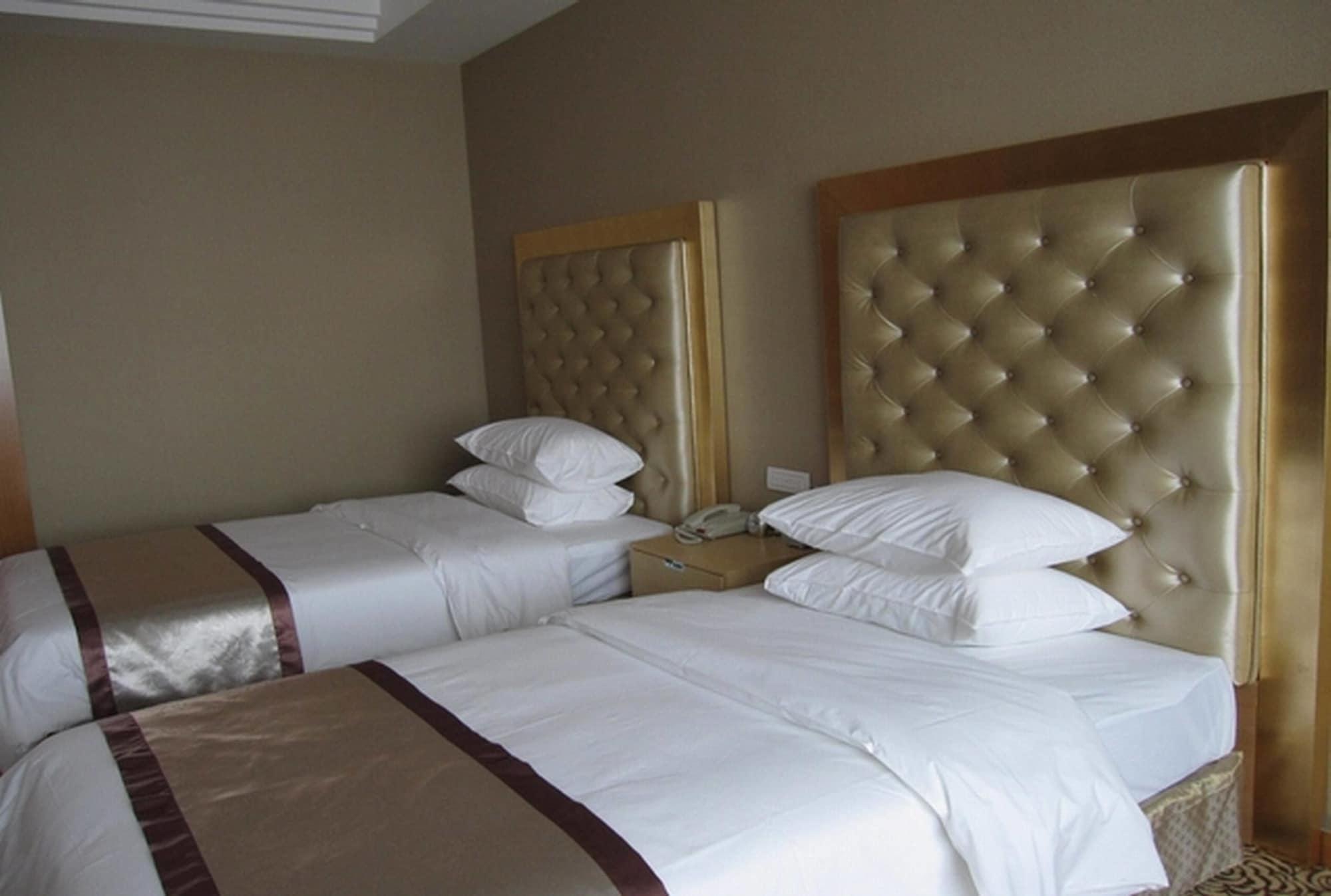 Glarun Jinling Hotel Nanjing  Bagian luar foto