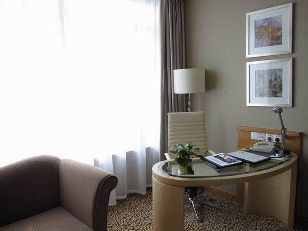 Glarun Jinling Hotel Nanjing  Bagian luar foto
