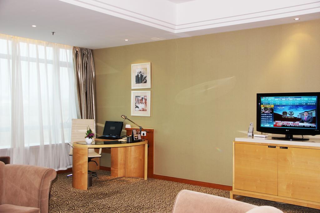 Glarun Jinling Hotel Nanjing  Bagian luar foto