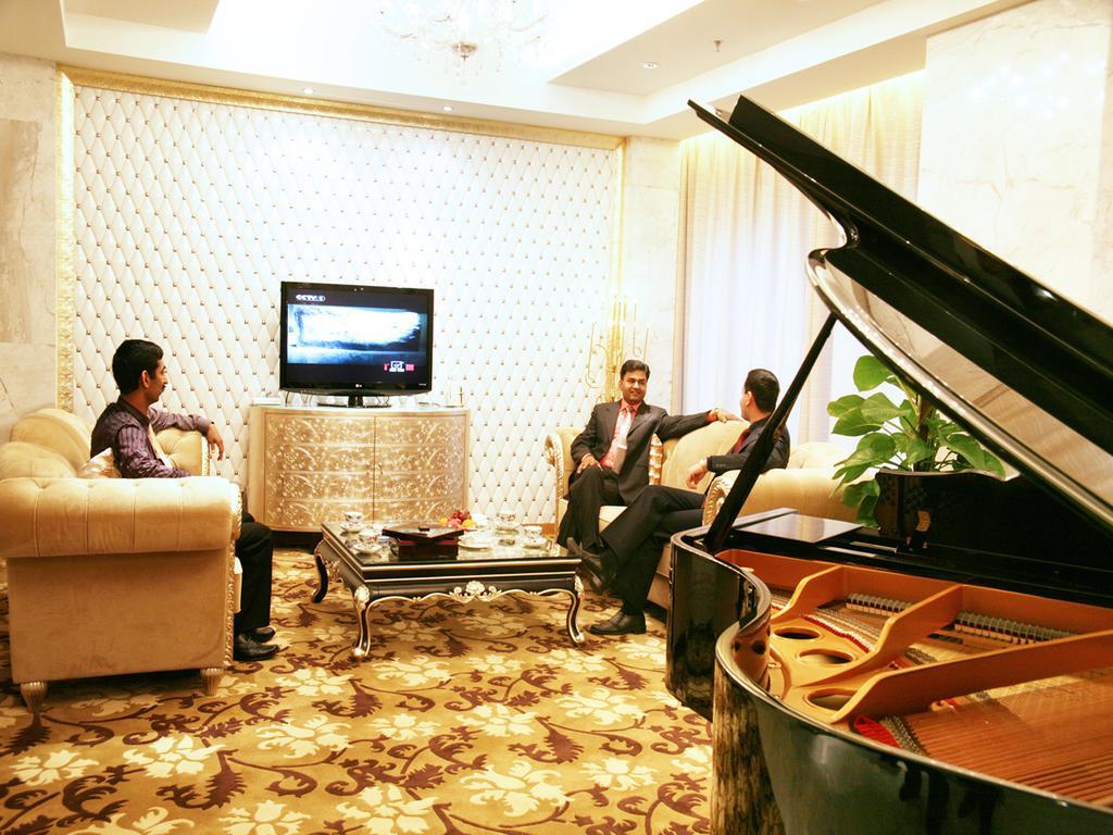 Glarun Jinling Hotel Nanjing  Bagian luar foto